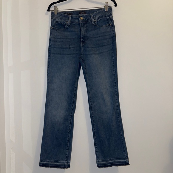 NYDJ Marilyn Straight Leg Jeans Bluewater Wash Release Hem | Size 4 - Picture 5 of 16